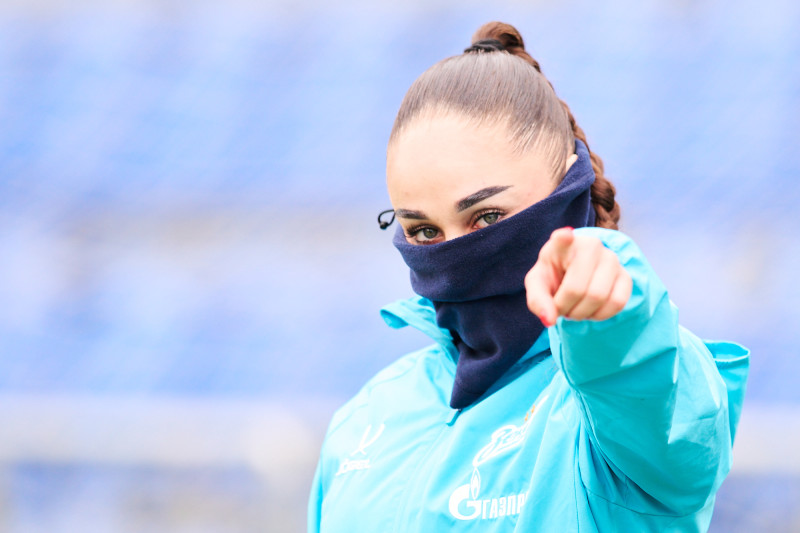 Тренировка женской команды перед матчем с «Крыльями Советов»