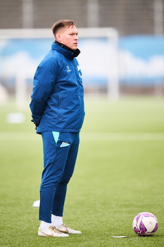 Тренировка женской команды перед матчем с «Крыльями Советов»