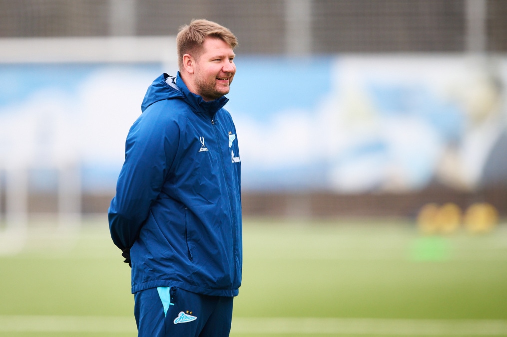 Тренировка женской команды перед матчем с «Крыльями Советов»