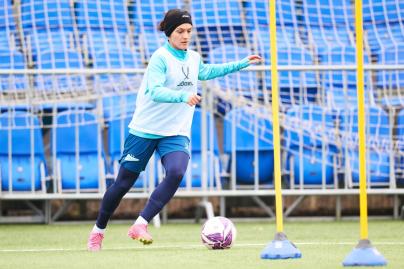 Тренировка женской команды перед матчем с «Крыльями Советов»