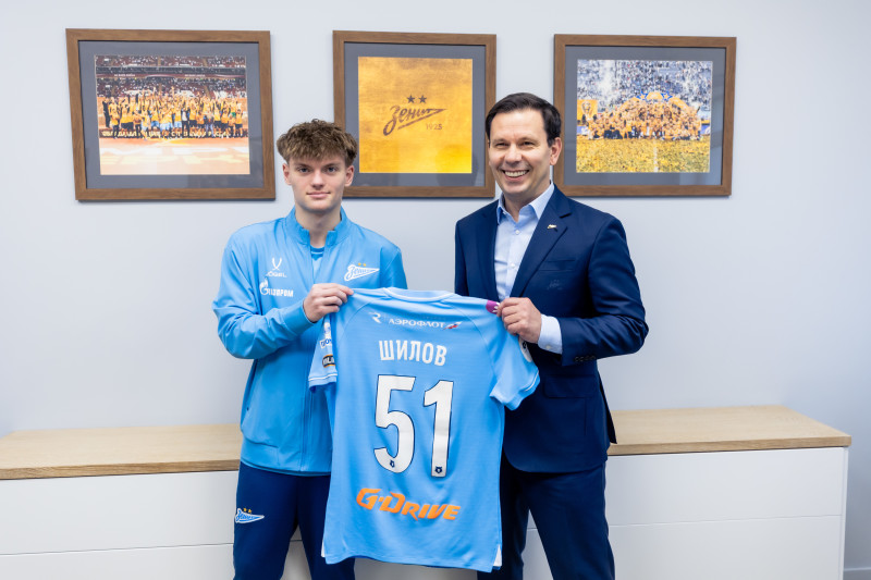 «Зенит» продлил соглашение с Вадимом Шиловым