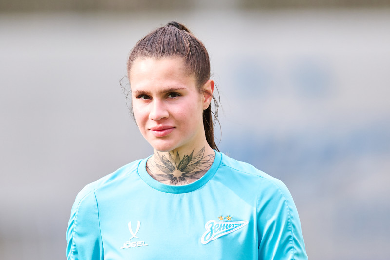 Тренировка женской команды перед матчем с «Крыльями Советов»