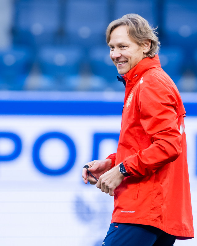 Тренировка сборной России по футболу накануне матча со сборной Мали