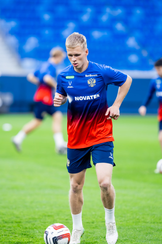 Тренировка сборной России по футболу накануне матча со сборной Мали