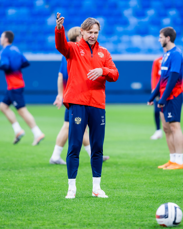 Тренировка сборной России по футболу накануне матча со сборной Мали