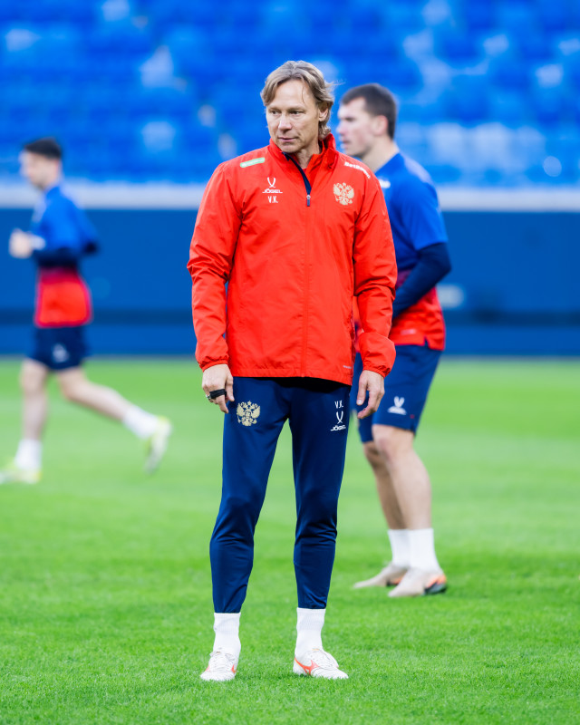 Тренировка сборной России по футболу накануне матча со сборной Мали