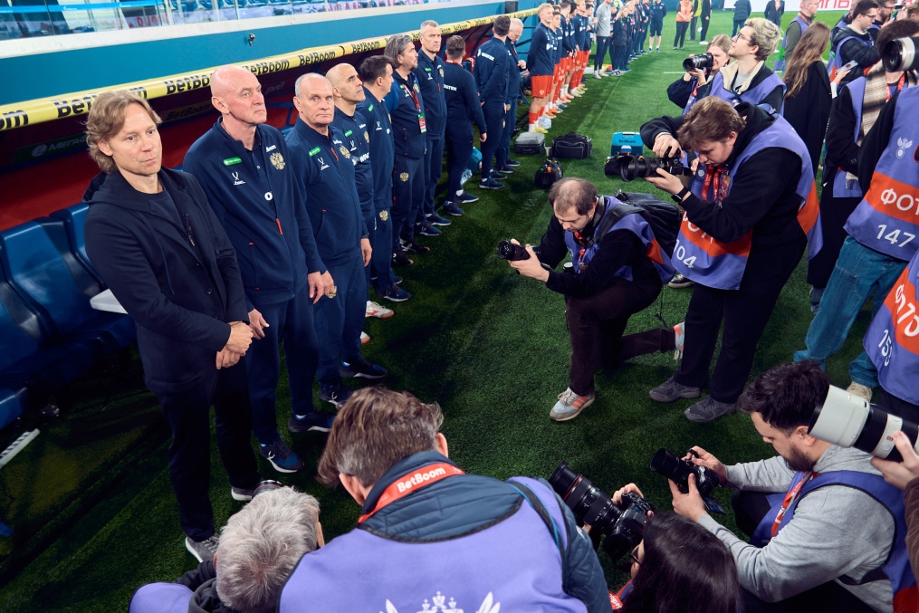 Товарищеский матч по футболу: Россия — Мали