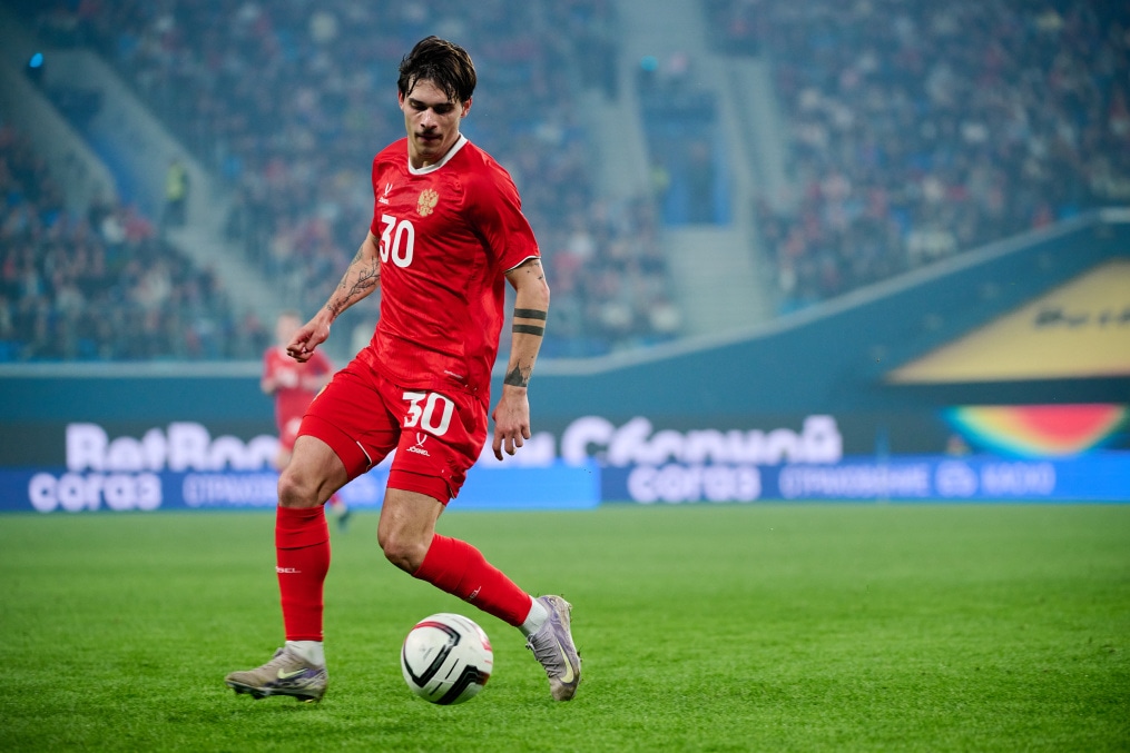 Товарищеский матч по футболу: Россия — Мали