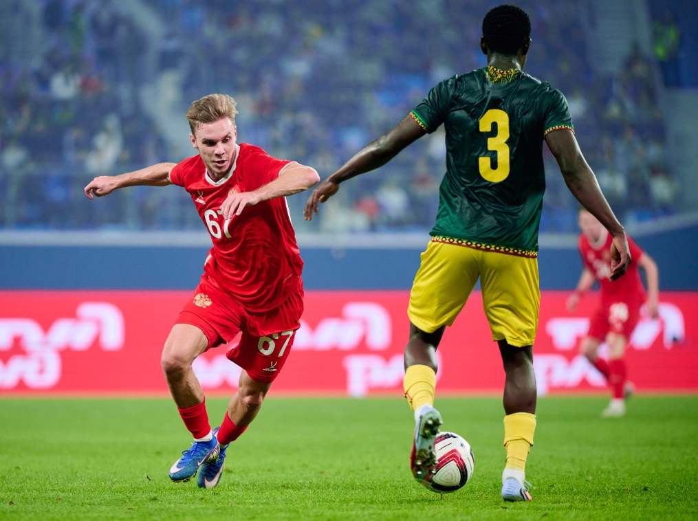 Товарищеский матч по футболу: Россия — Мали