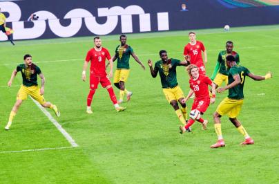 Товарищеский матч по футболу: Россия — Мали