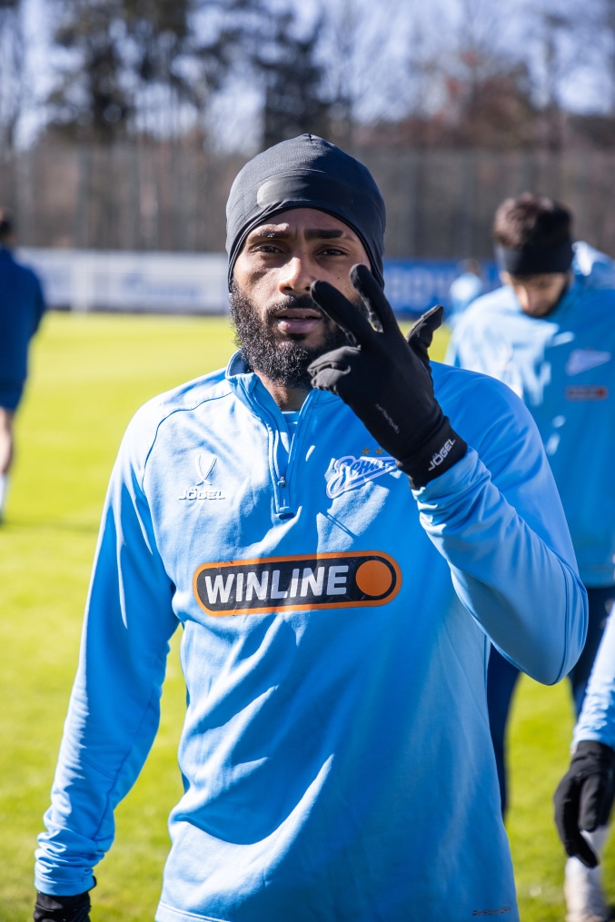 Тренировка основного состава «Зенита» перед матчем с «Крыльями Советов»