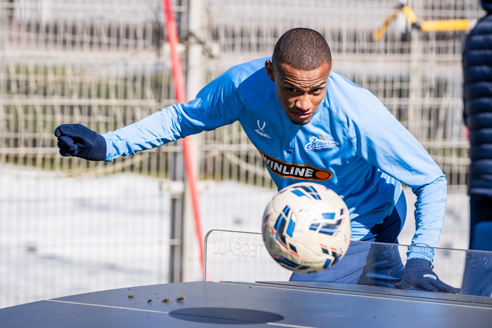 Тренировка основного состава «Зенита» перед матчем с «Крыльями Советов»