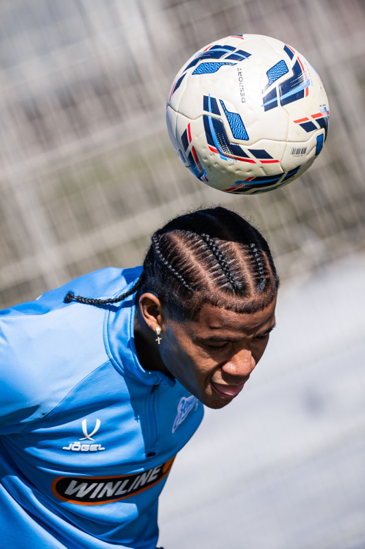 Тренировка основного состава «Зенита» перед матчем с «Крыльями Советов»