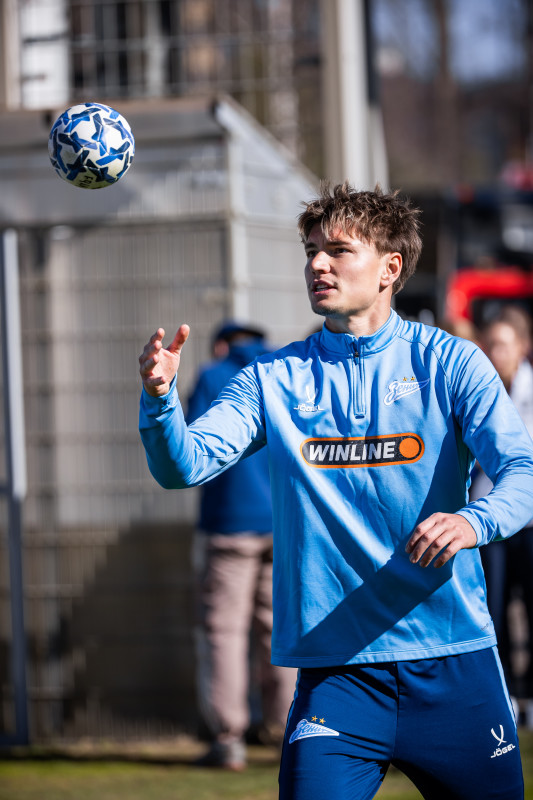 Тренировка основного состава «Зенита» перед матчем с «Крыльями Советов»