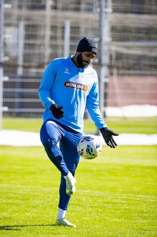 Тренировка основного состава «Зенита» перед матчем с «Крыльями Советов»