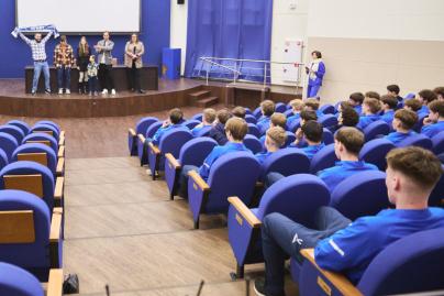 Показ фильма «Держись солнца» с народным артистом России Сергеем Мигицко