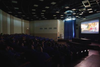 Показ фильма «Держись солнца» с народным артистом России Сергеем Мигицко