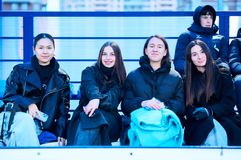 Болельщики на матче «Зенит» — «Крылья Советов»