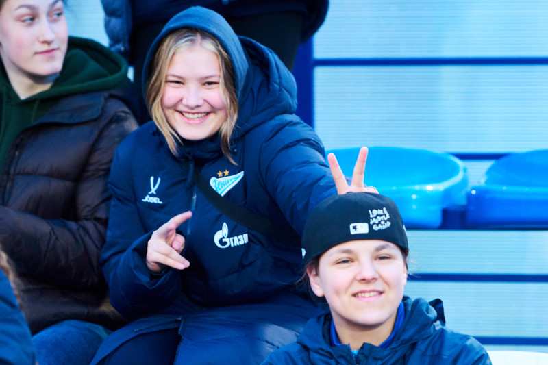 Болельщики на матче «Зенит» — «Крылья Советов»