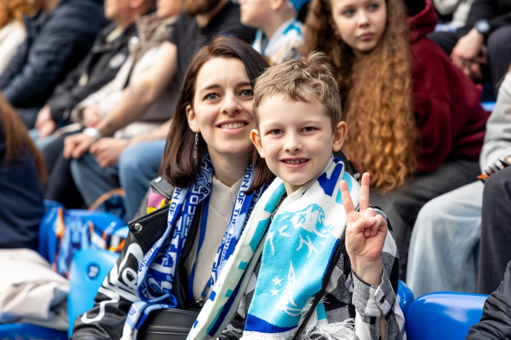 Болельщики на матче «Зенит» — «Крылья Советов»