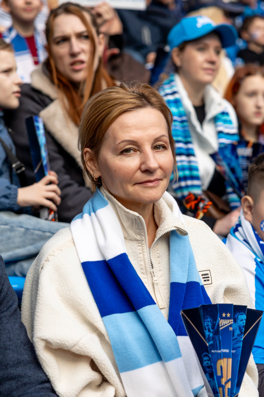 Болельщики на матче «Зенит» — «Крылья Советов»