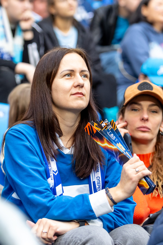 Болельщики на матче «Зенит» — «Крылья Советов»