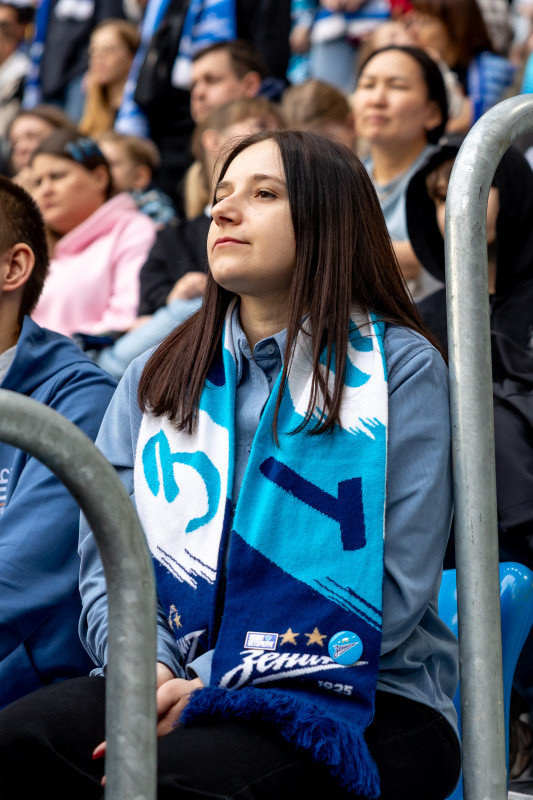 Болельщики на матче «Зенит» — «Крылья Советов»