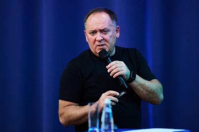 Встреча главного тренера юношеской сборной белорусской команды Александра Бразевича в «Газпром»-Академии