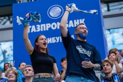 Болельщики на матче «Зенит» — «Химнаcия»