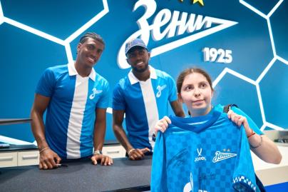 Презентация Фелипе Аугусто и Кевина Андраде в фирменном магазине «Зенит-Арена»