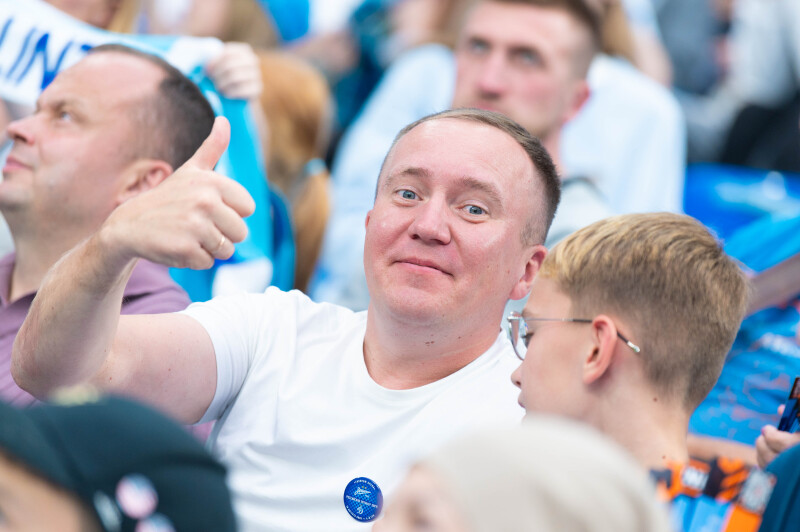 Болельщики на матче «Зенит» — «Динамо» (Москва)