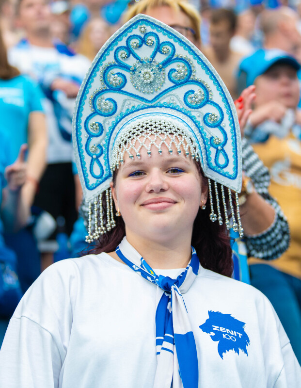Болельщики на матче «Зенит» — «Динамо» (Москва)