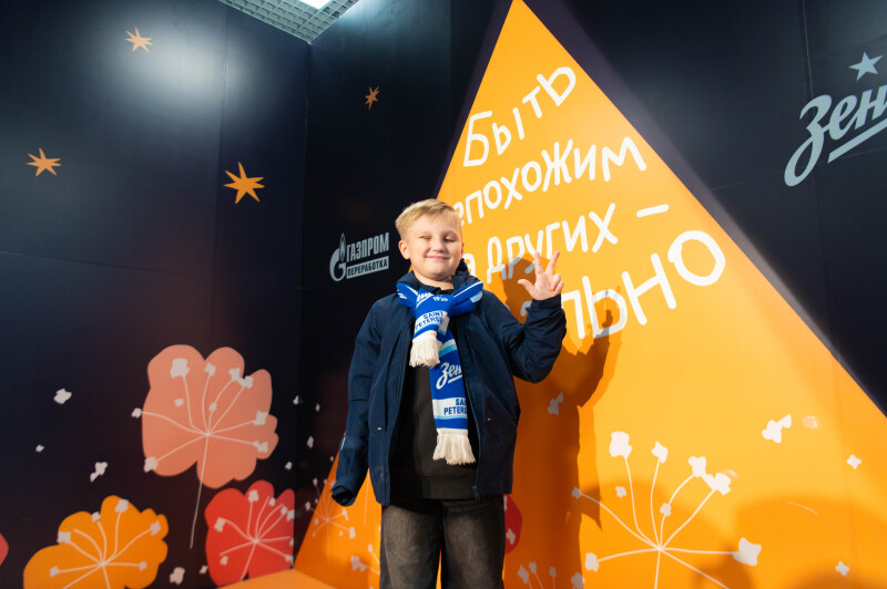 Площадка «Нормальное место» перед матчем «Зенит» — «Ахмат»