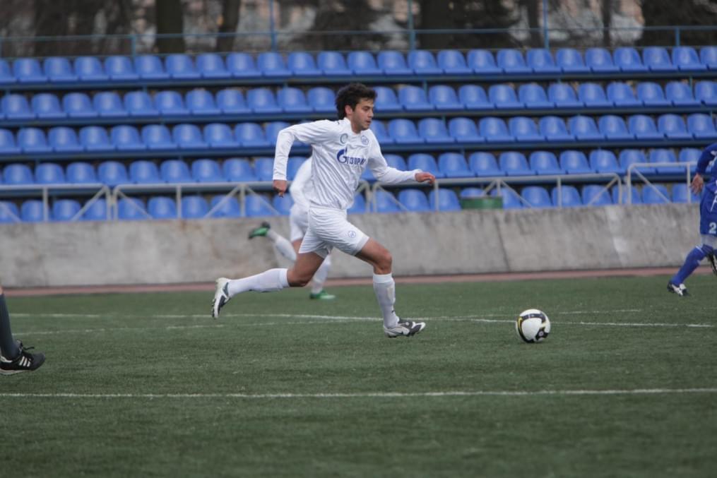 Первенство России по футболу среди команд 2-го дивизиона. «Смена—Зенит» (Санкт-Петербург) —«Динамо» (Вологда). 2:3.