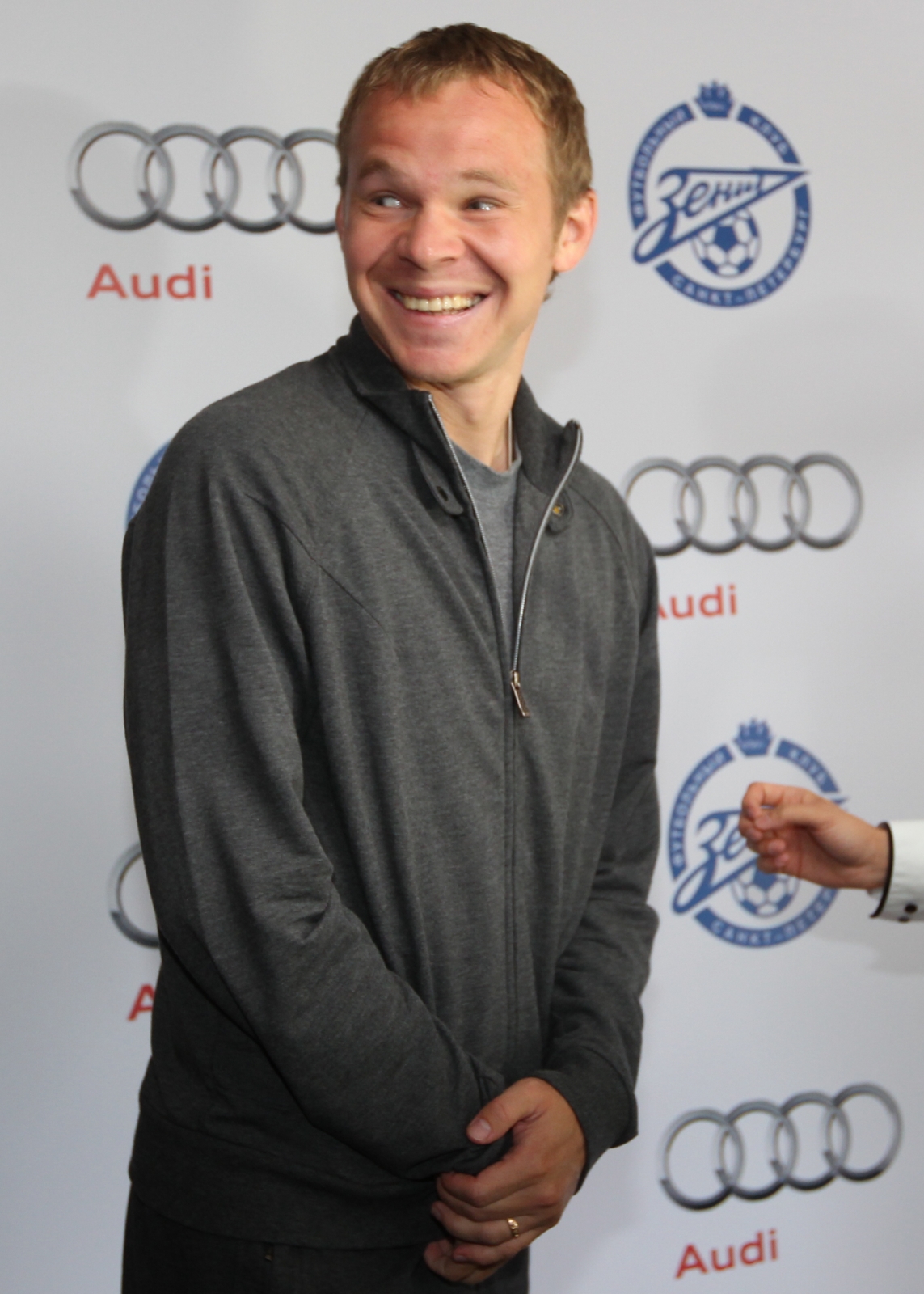 Футболистам «Зенита» подарили Ауди