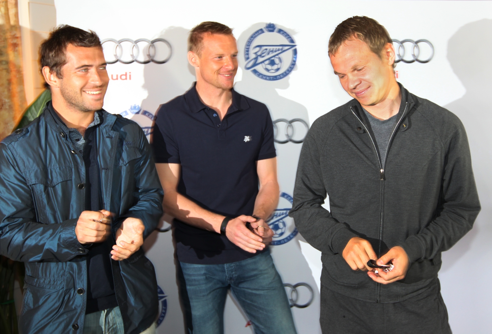 Футболистам «Зенита» подарили Ауди