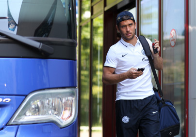 Отъезд команды на матч с Волгой — Зе