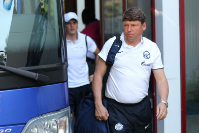 Отъезд команды на матч с Волгой — Зе