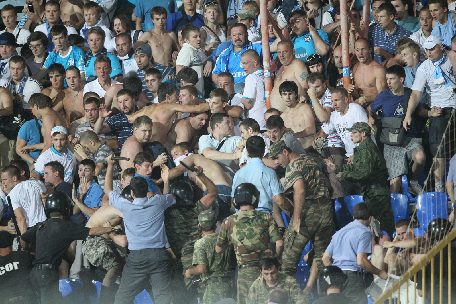 Чемпионат России 2011/2012, 17, Анжи:Зенит