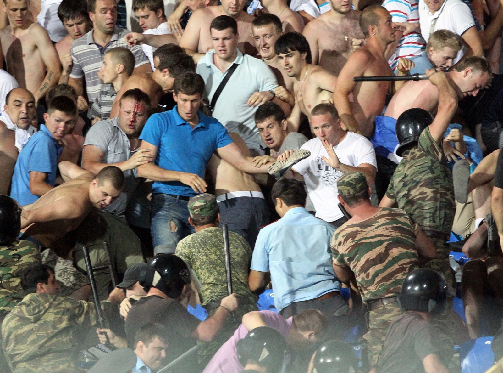 Чемпионат России 2011/2012, 17, Анжи:Зени