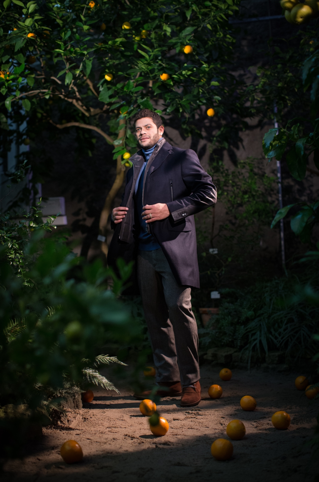 Халк, нападающий ФК «Зенит» позирует для  журнала «Наш Зенит»