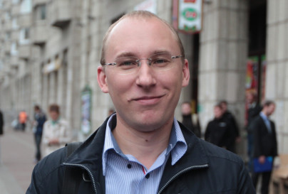 Возложение цветов ко дню рождения Павла Садырина.