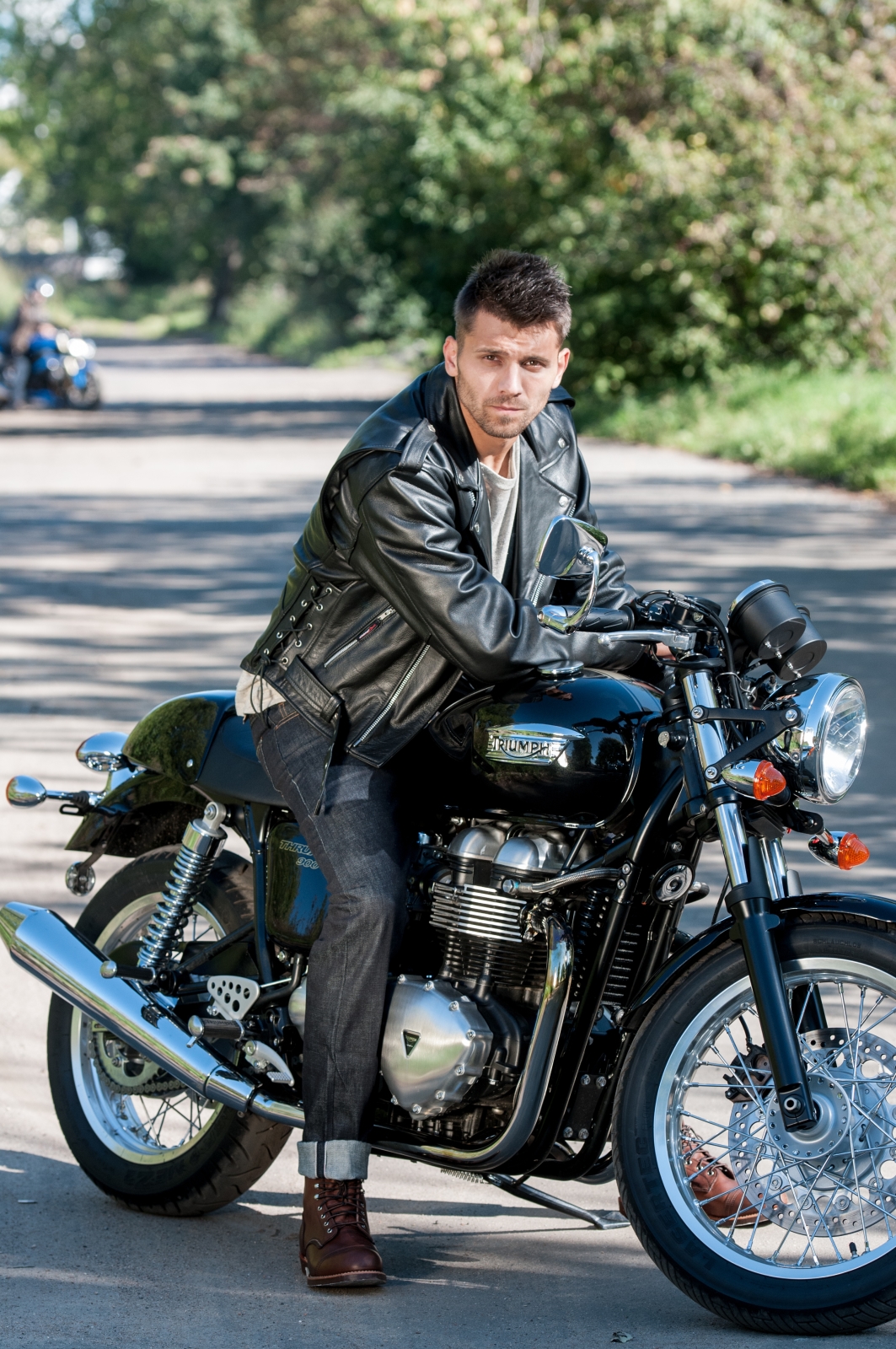 Юрий Лодыгин, вратарь ФК «Зенит»  позирует для журнала «Наш Зенит»