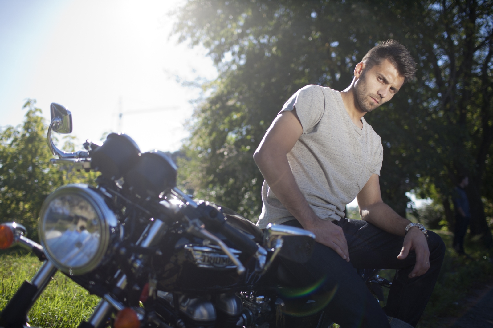 Юрий Лодыгин, вратарь ФК «Зенит»  позирует для журнала «Наш Зенит»