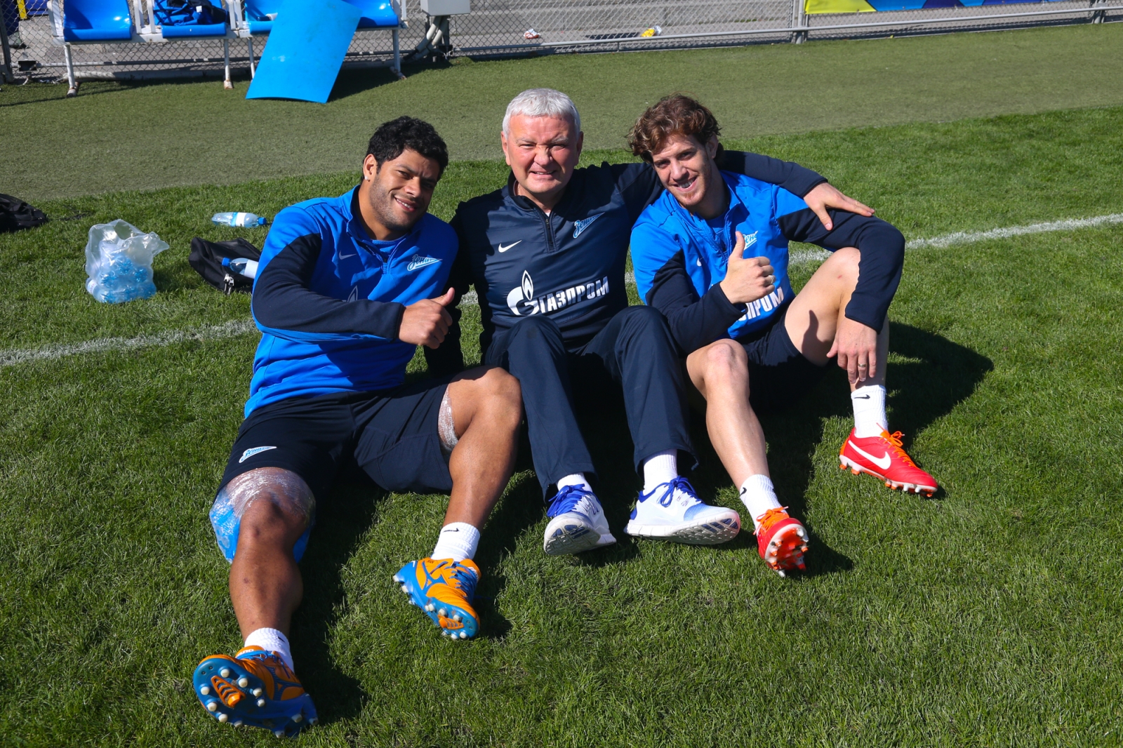 Тренировка на стадионе «Олимп 2»: фоторепортаж