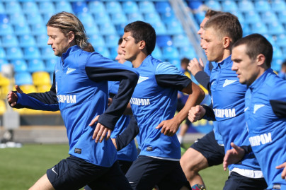 Тренировка на стадионе «Олимп 2»: фоторепортаж