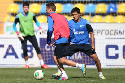 Тренировка на стадионе «Олимп 2»: фоторепортаж