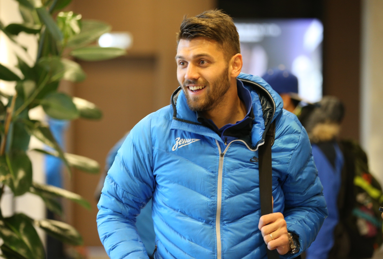 «Зенит» на  пути в  Португалию: фоторепортаж