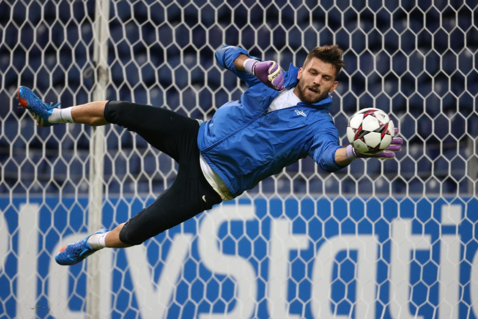 Сине-бело-голубые провели тренировку на «Драгау»