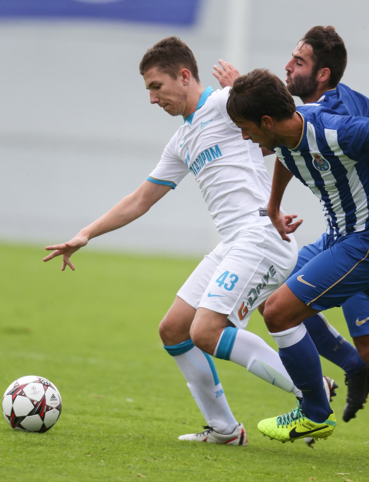 Юношеская Лига Чемпионов УЕФА 2013/2014,  «Порту» — «Зенит»